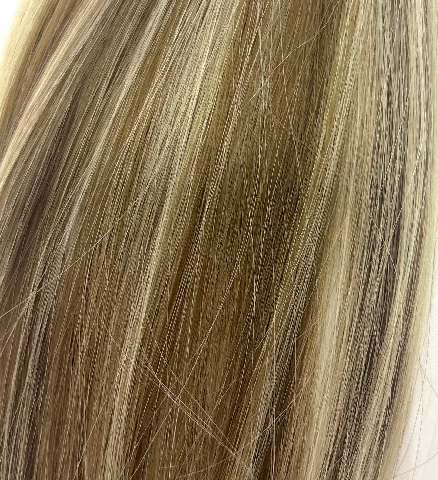 Butterfly Weft 16" 50g Pro Blend - #1836 Frontier Silk
