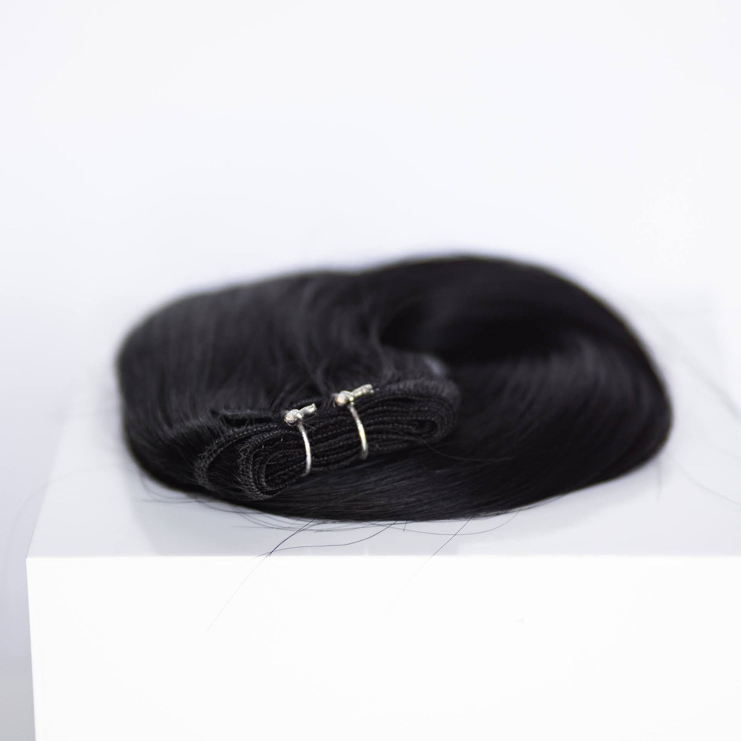 Machine-Tied Weft 28" 180g Pro blend Hair Extensions - #1 Noir (aka Jet Black)