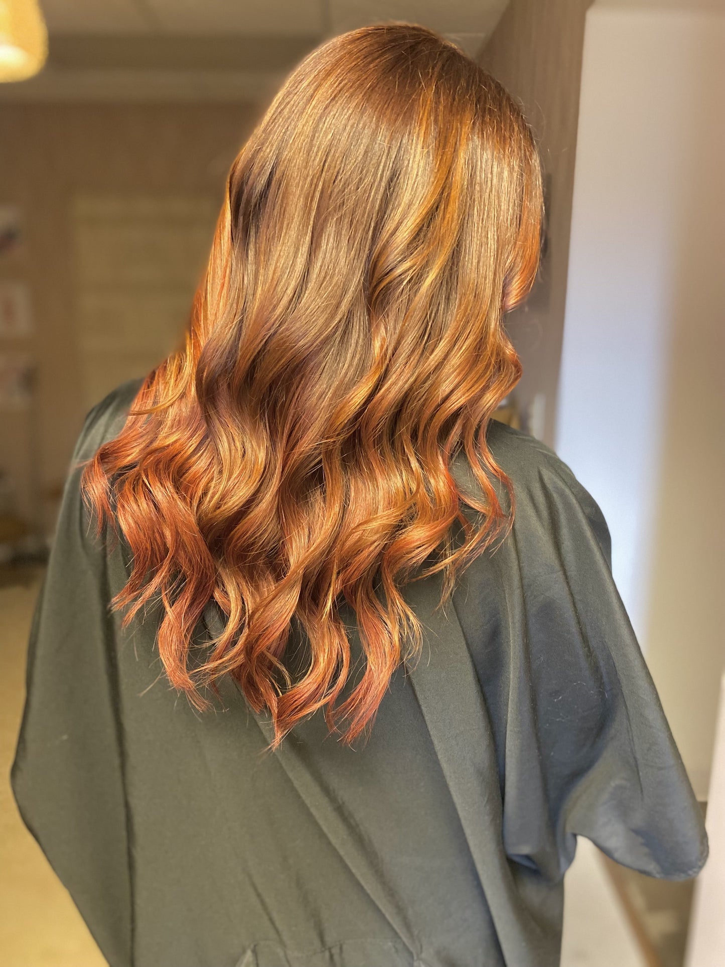 Tape-In 18" 50g Single Donor Virgin - #550 Rouge (aka Cinnamon Mocha)
