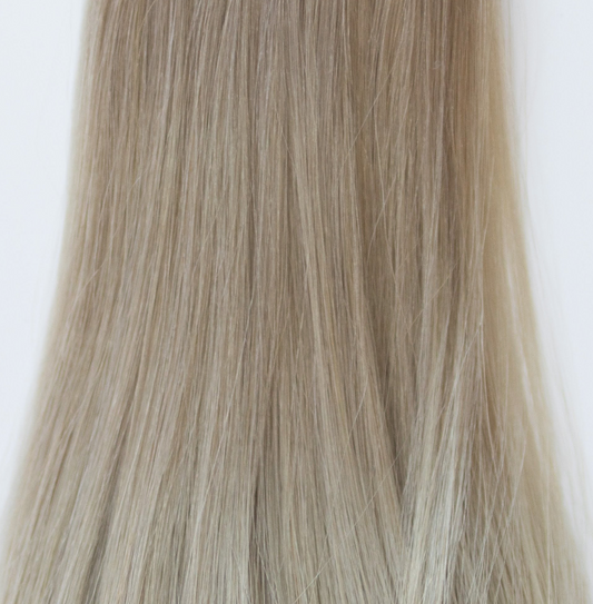 Butterfly Weft 16" 50g Pro Blend - #66 Pinot Grigio