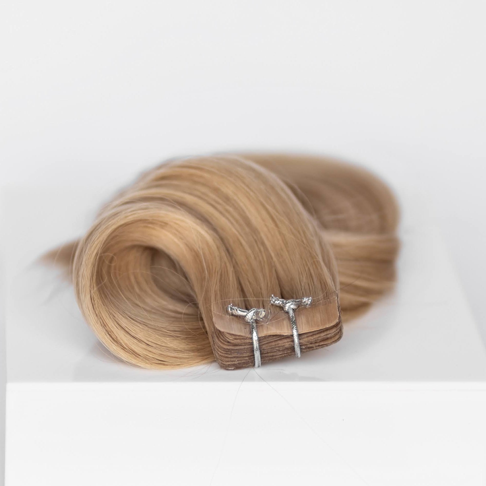 Tape-In 18" 50g Single Donor Virgin - #17 Chardonnay Blonde (aka Dirty Ash Blonde)