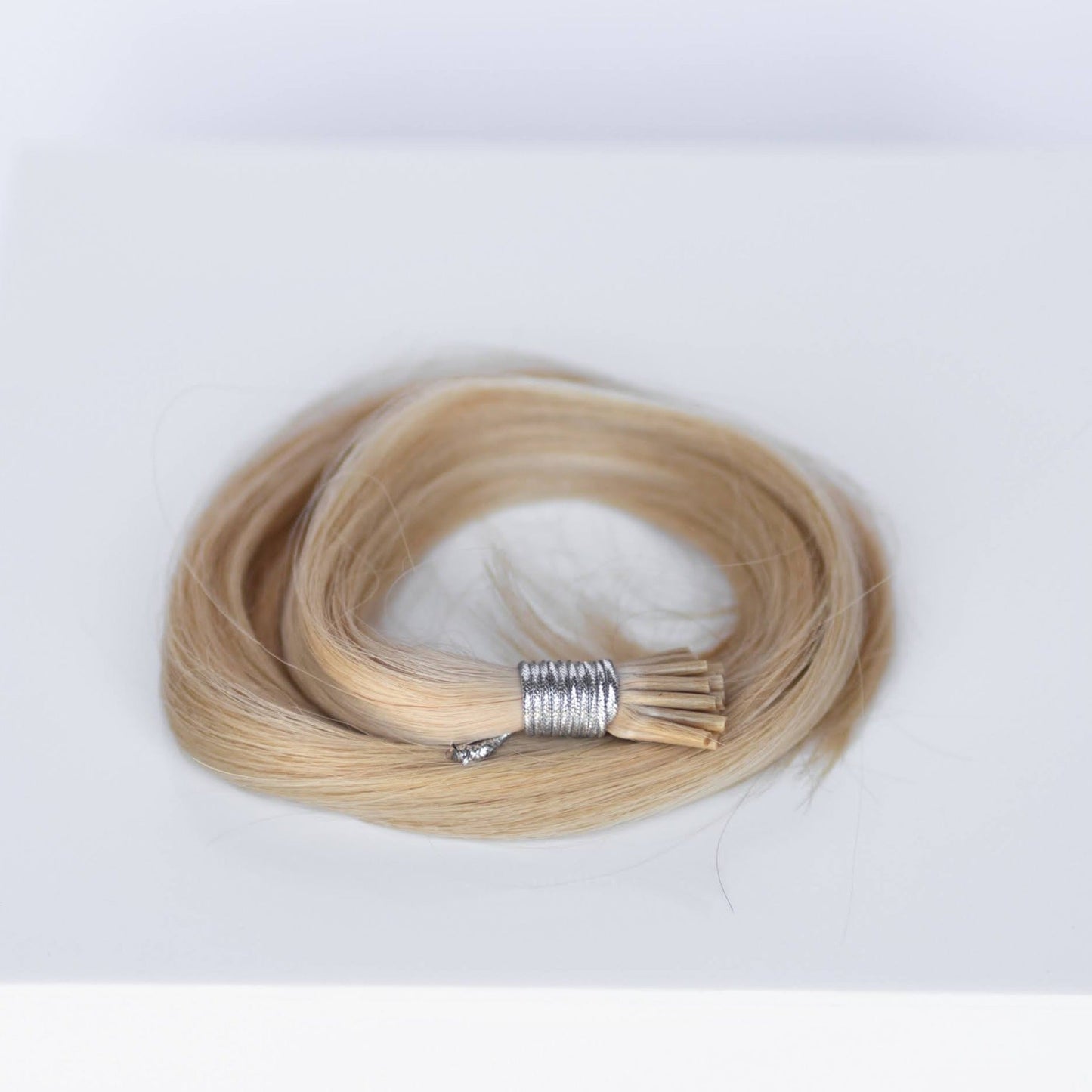 I-Tip 24" 25g Single Donor Virgin - #17 Chardonnay Blonde (aka Dirty Ash Blonde)