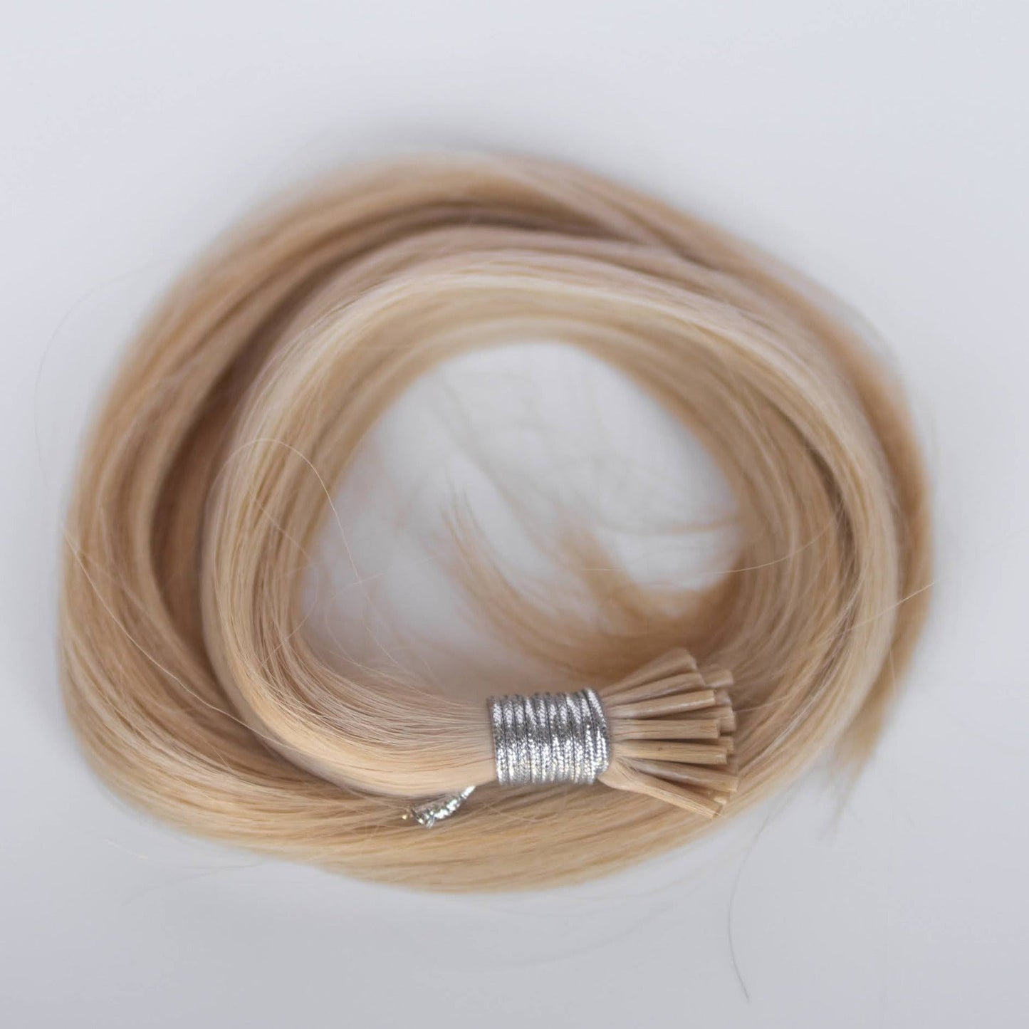 I-Tip 22" 25g Professional Hair Extensions - #17 Chardonay Blonde (aka Dirty Ash Blonde)
