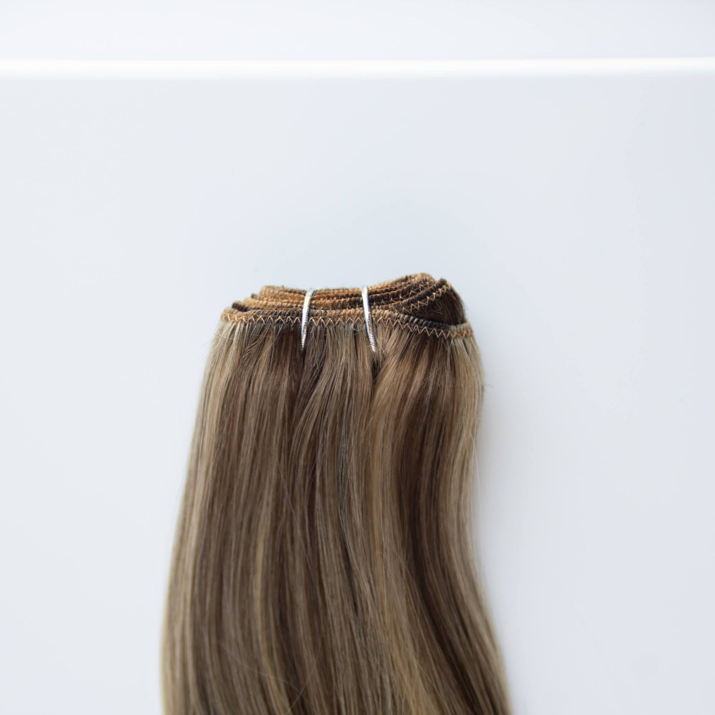 Machine-Tied Weft 22" 160g Professional Hair Extensions - #4/27 Chocolate Brulé (aka Highlight Chocolate Brown)