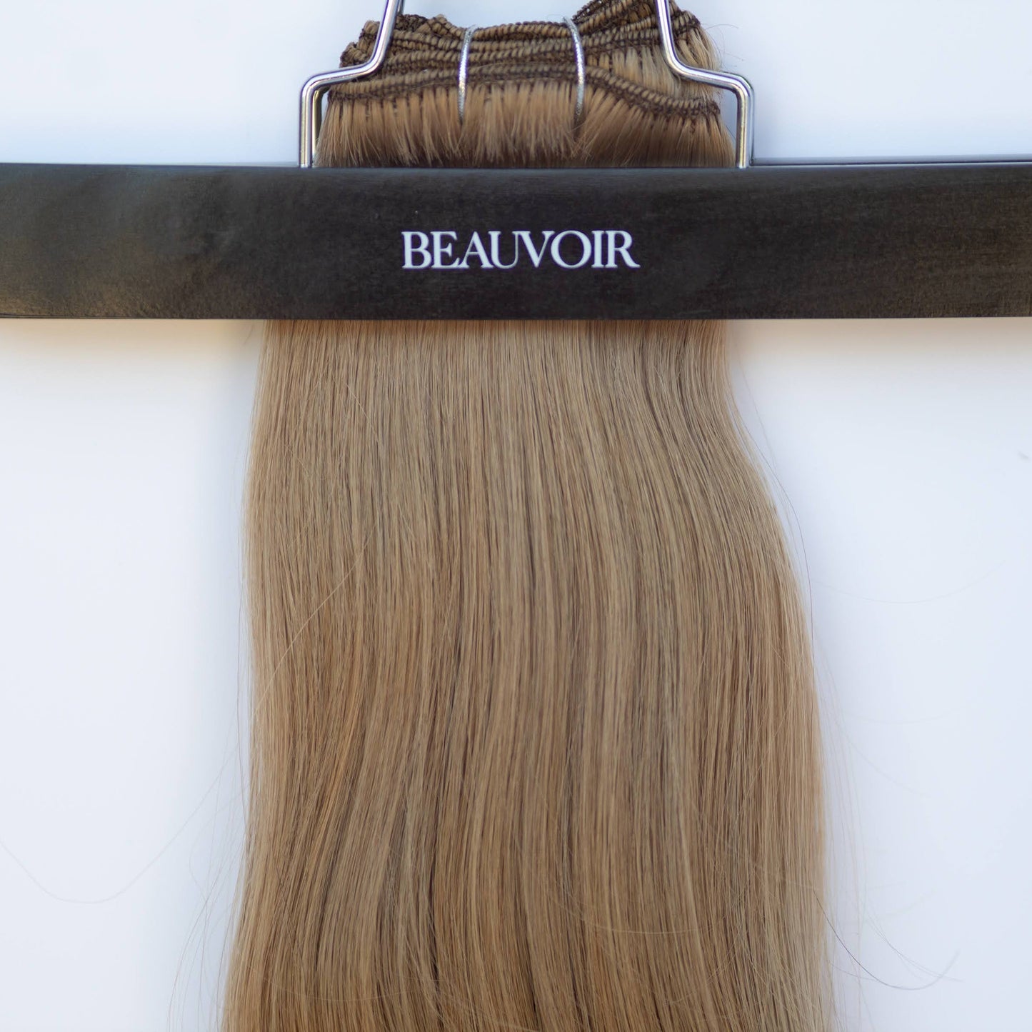 Machine-Tied Weft 22" 160g Pro Blend Hair Extensions - #6 Cinnamon Brown (aka Chestnut Brown)