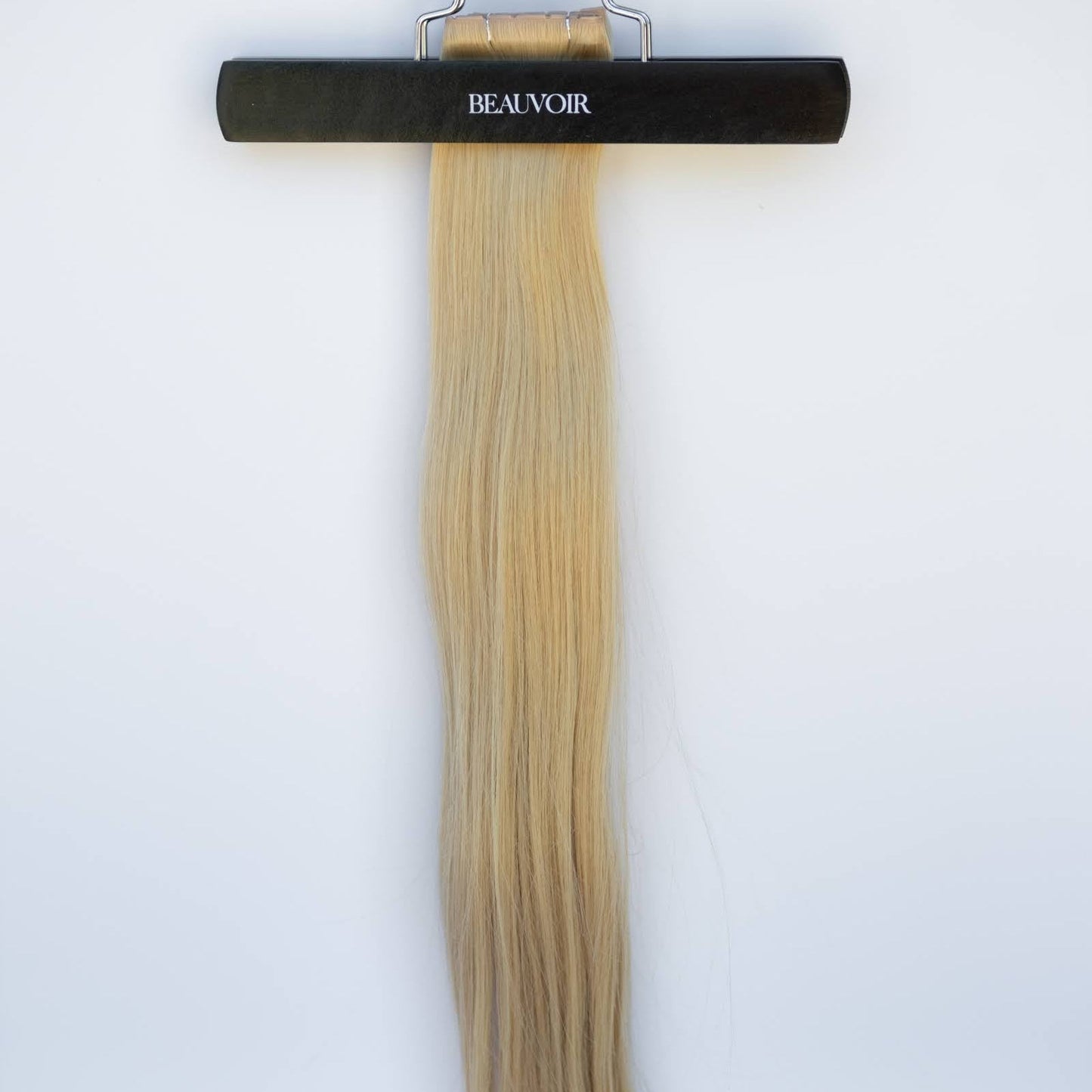 Butterfly Weft 16" 50g Pro Blend - #17 Chardonnay Blonde