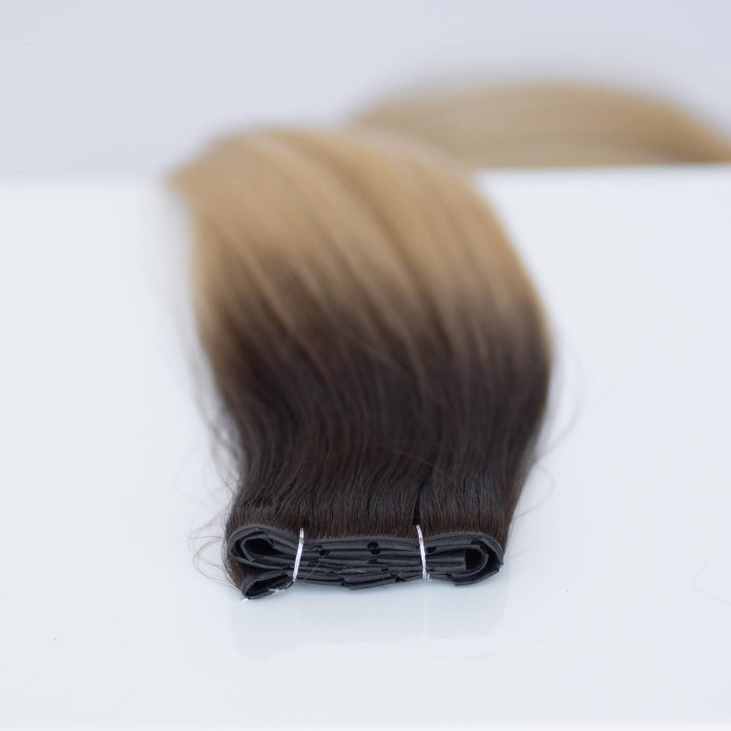 Butterfly Weft 20" 60g Pro Blend - #2/18 Café Noir Balayage (aka Balayage Dark Brown/Dirty Blonde)